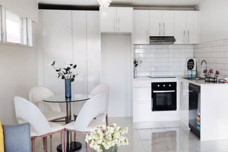 Photo of property in 3/8 Russell Road, Manurewa, Auckland, 2102