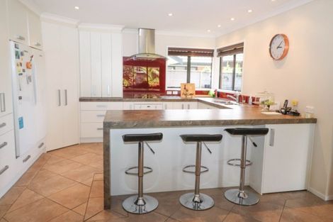 Photo of property in 6 Edward Bullen Place, Thames, 3500