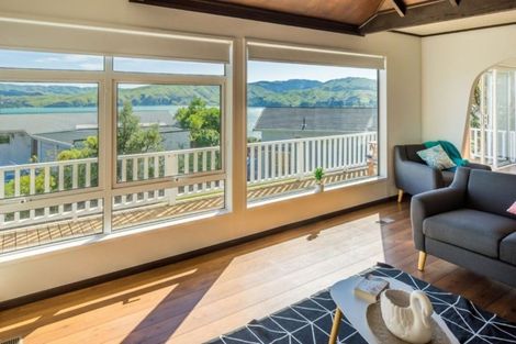 Photo of property in 10 Compass Way, Whitby, Porirua, 5024