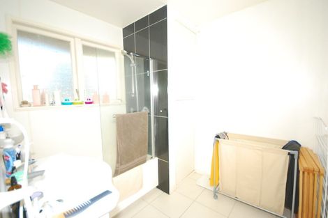 Photo of property in 2/20 Ferndale Road, Mount Wellington, Auckland, 1060