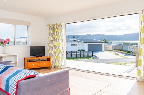 Photo of property in 25 Northcoast Place, Mangawhai Heads, Mangawhai, 0505