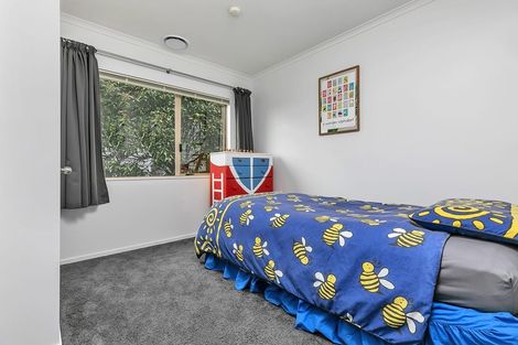 Photo of property in 2/108 Awaruku Road, Torbay, Auckland, 0630