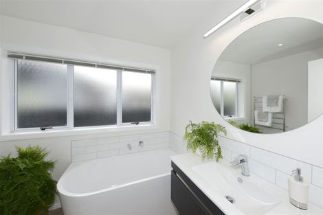 Photo of property in 34 Waipara Street, Cracroft, Christchurch, 8025