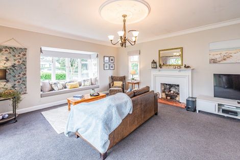 Photo of property in 17 Kent Road, Saint Johns Hill, Whanganui, 4501