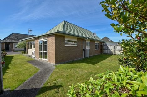 Photo of property in Villa Estate, 12/55 Armstrong Avenue, Carterton, 5713