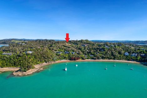 Photo of property in 178 Te Wahapu Road, Russell, 0272