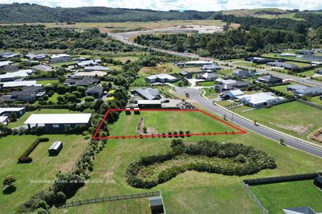Photo of property in 5 Pukatea Lane, Kinloch, Taupo, 3377