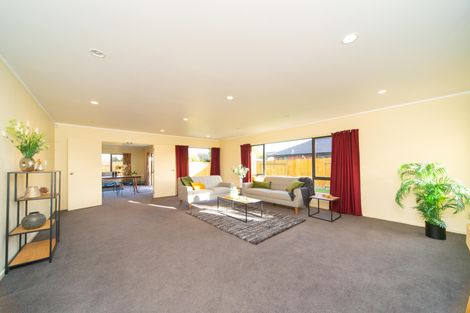Photo of property in 49 Meridian Grove, Kelvin Grove, Palmerston North, 4414