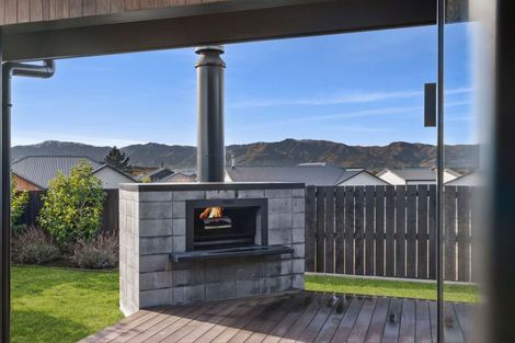 Photo of property in 8 Toru Street, Albert Town, Wanaka, 9305