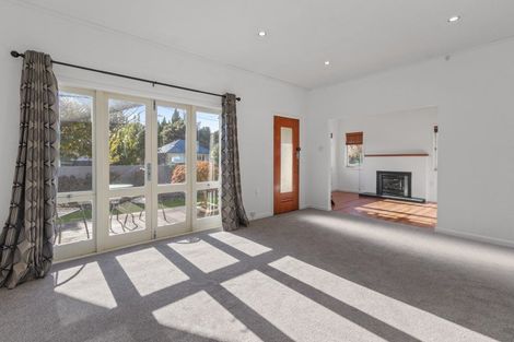 Photo of property in 73 Maeroa Road, Maeroa, Hamilton, 3200