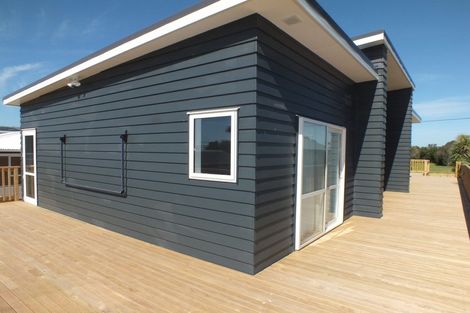 Photo of property in 387 Estuary Road, South New Brighton, Christchurch, 8062