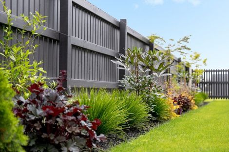 Photo of property in 204 Te Okuroa Drive, Papamoa, 3118