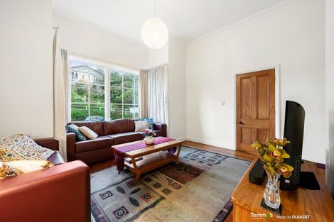Photo of property in 11 Dee Street, Island Bay, Wellington, 6023