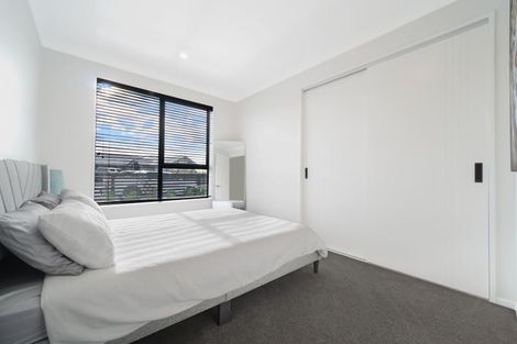 Photo of property in 4 Orawahi Road, Glenbrook, 2681