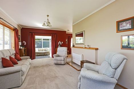 Photo of property in 32 Campbell Street, Havelock North, 4130