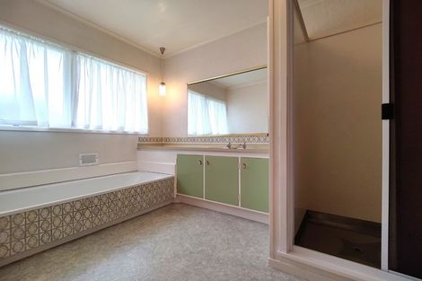 Photo of property in 9 Stansfield Place, Sunnyhills, Auckland, 2010