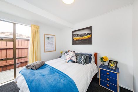 Photo of property in 9 Truscott Grove, Awapuni, Palmerston North, 4412