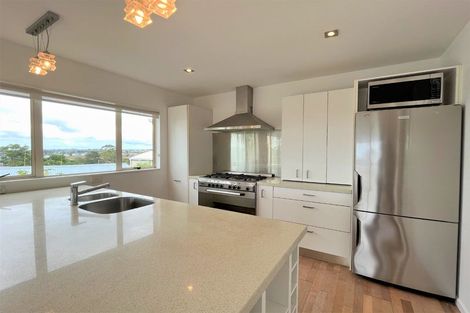 Photo of property in 1a Sycamore Drive, Sunnynook, Auckland, 0620