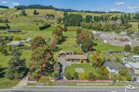 Photo of property in 52 Leslie Street, Waiau, 7332