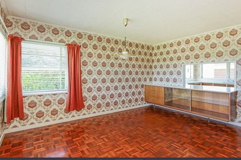 Photo of property in 37 Bill Hercock Street, Pirimai, Napier, 4112