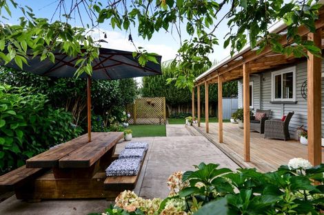 Photo of property in 25 Casey Avenue, Fairfield, Hamilton, 3214