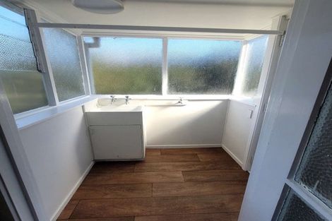 Photo of property in 3/70 Nile Road, Milford, Auckland, 0620