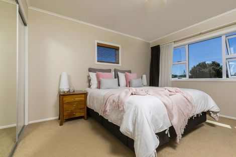 Photo of property in 3 Acacia Road, Torbay, Auckland, 0632