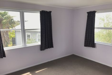 Photo of property in 1/104 Archers Road, Glenfield, Auckland, 0629
