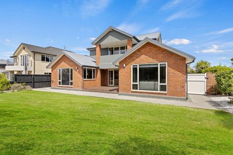Photo of property in 512 Bower Avenue, Parklands, Christchurch, 8083