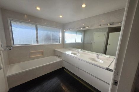 Photo of property in 20 Leslie Street, Upper Riccarton, Christchurch, 8041