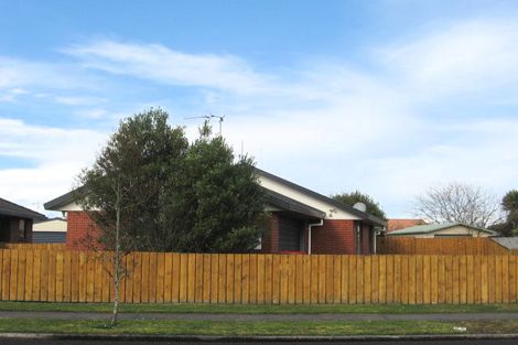 Photo of property in 26 Raleigh Avenue, Fairview Downs, Hamilton, 3214