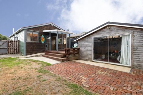 Photo of property in 7 Pearse Street, Brighton, Dunedin, 9035