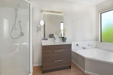 Photo of property in 57 Glasnevin Drive, Casebrook, Christchurch, 8051