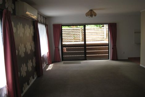 Photo of property in 75 Kennedy Avenue, Forrest Hill, Auckland, 0620