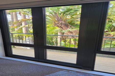 Photo of property in 5/26 Pannill Place, Oteha, Auckland, 0632