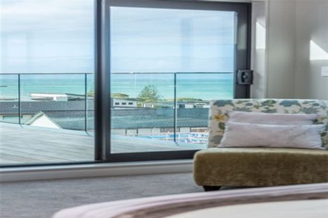 Photo of property in 30 Bearing Parade, Long Bay, Auckland, 0630