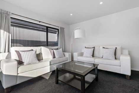 Photo of property in 13 Howden Drive, Jacks Point, 9371