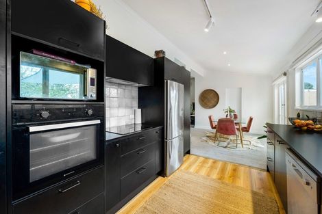 Photo of property in 3 Nile Street, Saint Clair, Dunedin, 9012