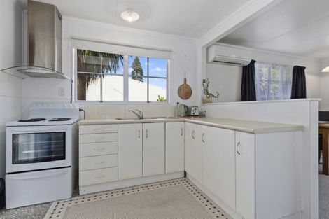 Photo of property in 72b Oakfield Crescent, Pukete, Hamilton, 3200