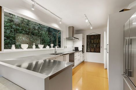 Photo of property in 123 Braemar Road, Castor Bay, Auckland, 0620