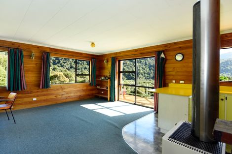 Photo of property in 23-25 Nikau Heights, Little Wanganui, Karamea, 7893