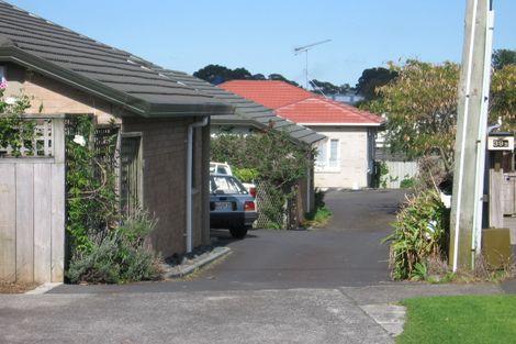 Photo of property in 2/41 Victoria Road, Papatoetoe, Auckland, 2025