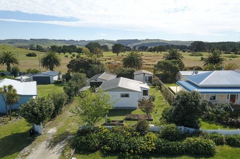 Photo of property in 11 Te Paerahi Road, Porangahau, 4293