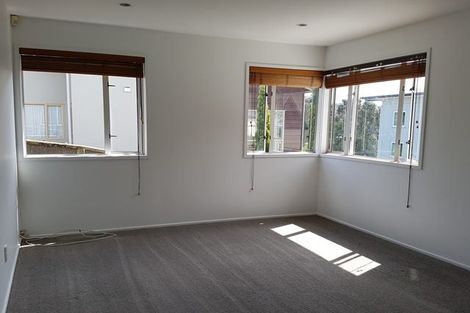 Photo of property in 35c Warren Avenue, Three Kings, Auckland, 1042
