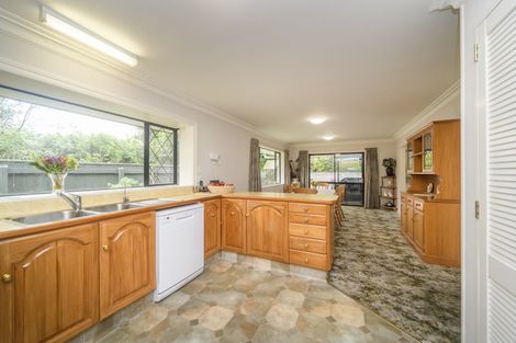 Photo of property in 18 Hanmer Place, Highbury, Palmerston North, 4412