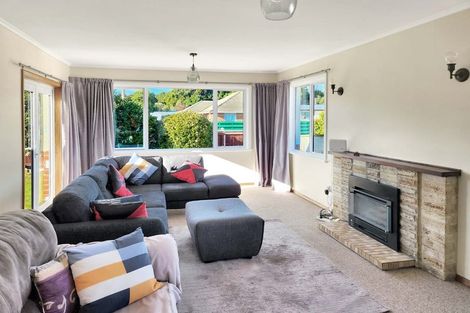 Photo of property in 51 Totara Park Road, Clouston Park, Upper Hutt, 5018