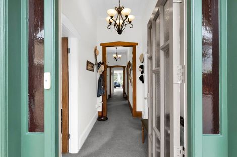 Photo of property in 121 Lemon Street, New Plymouth, 4312