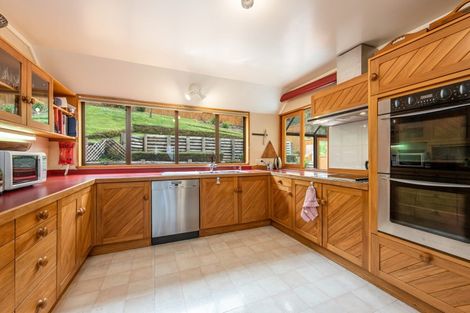 Photo of property in 20 Satara Crescent, Khandallah, Wellington, 6035