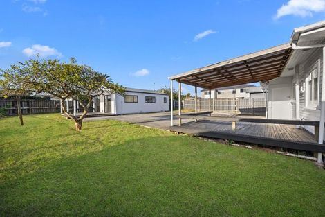 Photo of property in 222 East Tamaki Road, Otara, Auckland, 2023