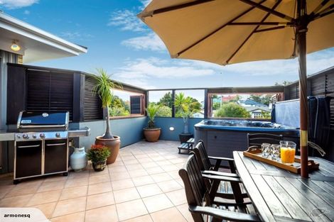 Photo of property in 12 Green Lane East, Pukekohe, 2120